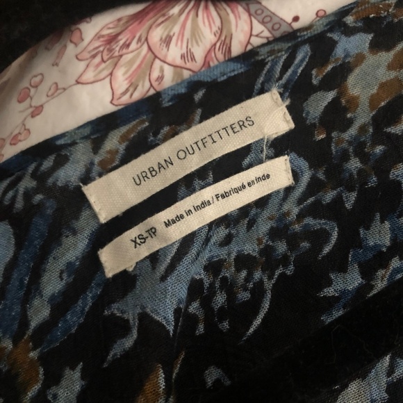 Urban Outfitters Emma Grace Maxi Dress - Picture 5 of 6